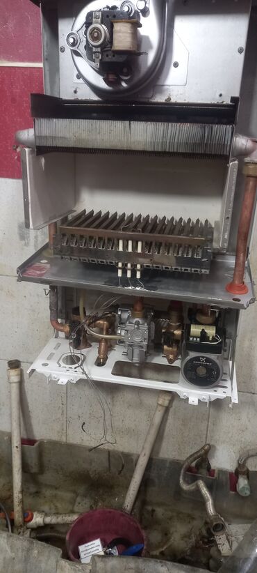 Kombilər: Novahot kombi 36 kv ukrayna istesalı az işliyib 2 esenjor 16 radiyator -da lalafo.az — 8 Kombilər: Novahot kombi 36 kv ukrayna istesalı az işliyib 2 esenjor 16 radiyator — 8