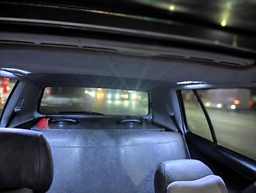 Унаа сатуу: Volkswagen Golf: 1997 г., 1.4 л, Кол менен иштөөчү, Бензин, Хетчбек — 7