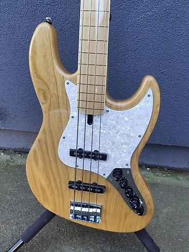 Gitare: SIRE MARCUS MILLER V7 SWAMP ASH 4-STRING FRETLESS B-STOCK | Slanje — 2