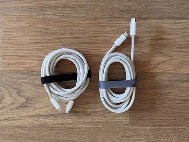 Mətbəx texnikası: Apple UCB C 
Birisi 40 manat