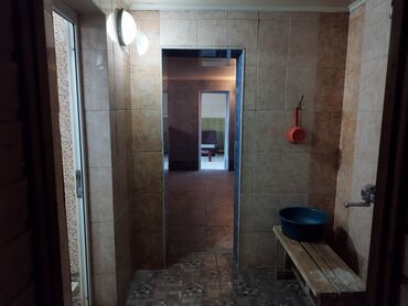 Продажа домов: Дом, 300 м², 5 комнат, Собственник — 9