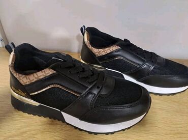 tn nike 3: Puma, 39, color - Black