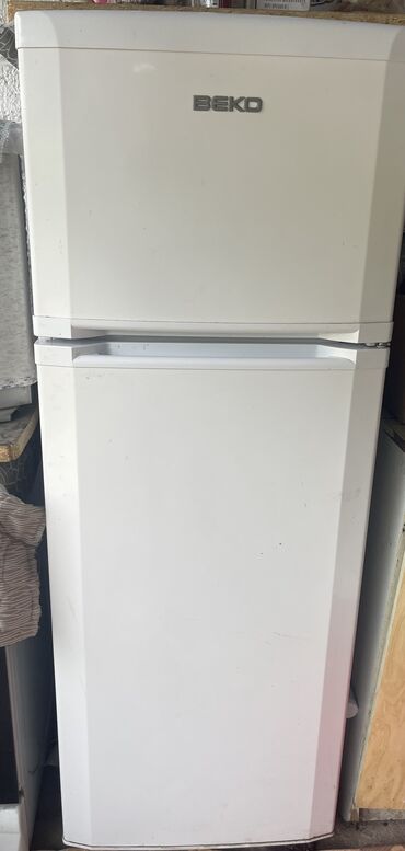 холодильного: Холодильник Beko, Б/у, Двухкамерный