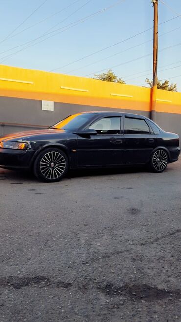 Opel: Opel Vectra: 1.6 l | 1997 il 2500000 km Sedan — 2