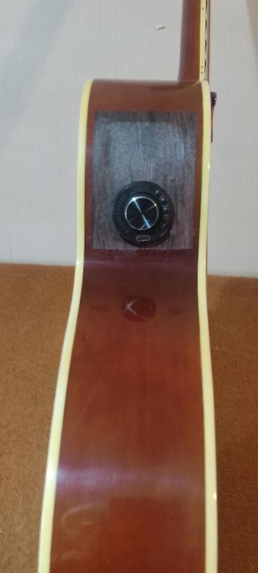 gitara tornado: Elektro-akustik gitara – cutaway korpuslu, sunburst rəng keçidli — 3