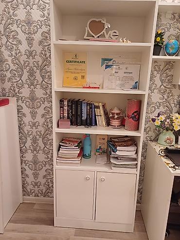 desler: Ağ rəngdə yataq otağı mebel dəsti Tərkibi: - Geniş komod: 6 böyük — 5