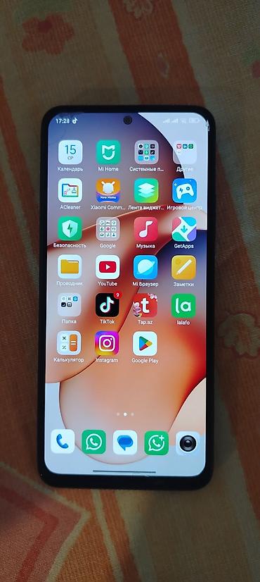 Redmi: Xiaomi Redmi Note 12 (görsellərdə) - Ekran: 6.67" AMOLED, mərkəzi — 3