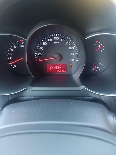 changan 75 plus: Kia Picanto: 2016 г., 1 л, Автомат, Бензин, Хэтчбэк — 6