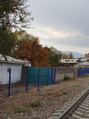 Продажа полдома: Продается дом город Балыкчы под бизнес од берего Иссик Кулье 100 — 15