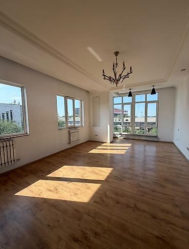 Продажа квартир: 3 комнаты, 97 м², 4 этаж — 6