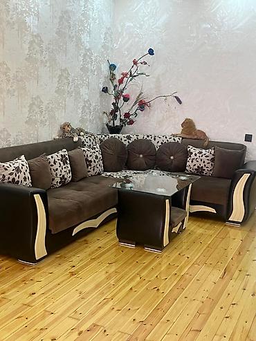 Künc divan ideal vəziyyətdədi. İstifade olunmuyub. Satılır 450₼ lalafo.az -da Künc divan ideal vəziyyətdədi. İstifade olunmuyub. Satılır 450₼
