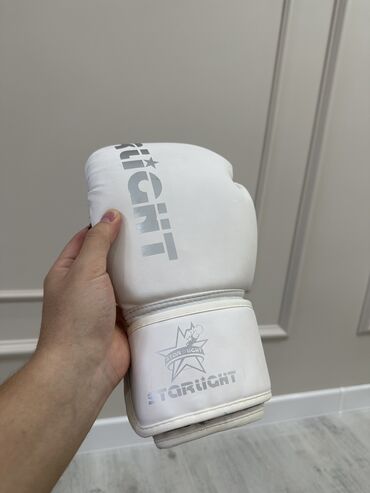 экипировка для бокса: 🥊 Боксерская обувь — 2300 сом 🛡 Шлем для бокса — 1500 сом (новый) 🥋