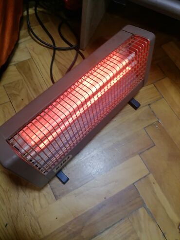 Kaloriferi: Grejalica Kvarcna mala FABA 1600w sa dva staklena grejača 
 Mirjevo — 10