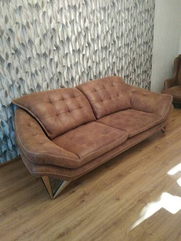 Bitkilər: Yeni, Di̇van-kravat, 2 kreslo, Divan, Bazasız, Açılan