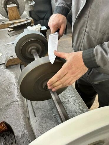 Топоры и колуны: Чарктоо, Точильный! Пычак, балта, арра, шушандарды чарктайбыз! — 6