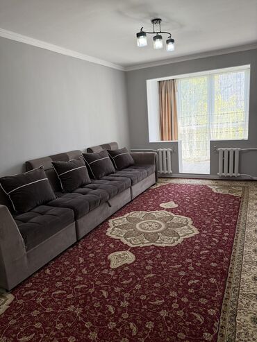 купить футбольное поле: 1 комната, 37 м², 104 серия, 4 этаж, Евроремонт