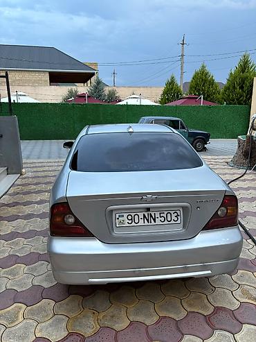 011 masini: Chevrolet Evanda: 2 l | 2005 il 350800 km Sedan — 4