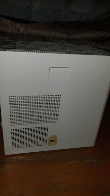 işlenmiş mikrovalnovka: PC 60GHZ NORMAL VEZİYETDEDİR GÜCLÜDÜR MADE İN GERMANY