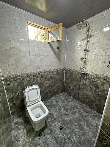 ağ şəhər: Satılır: 2 otaqlı həyət evi (fotoşəkillərdə) - Geniş dəhliz, taxta — 1