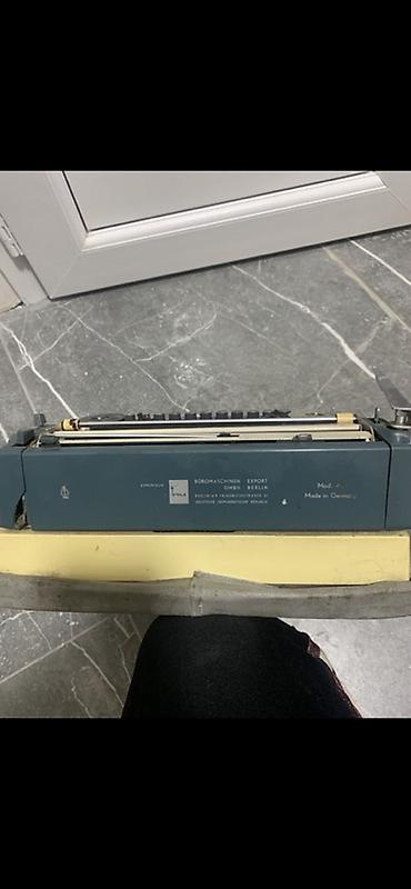 iphone 17 sadə: Məhsul: Mexaniki yazı maşını (Erika, Mod. 44 – Made in Germany) - — 3