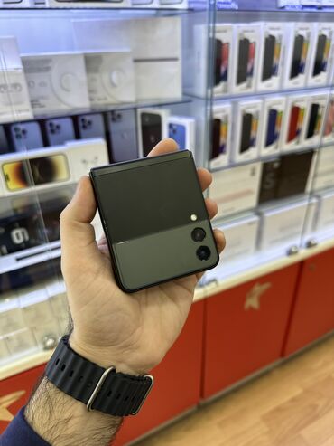 Samsung: Samsung Galaxy Z Flip 3, 256 GB, rəng - Qara, Zəmanət -da lalafo.az — 4 Samsung: Samsung Galaxy Z Flip 3, 256 GB, rəng - Qara, Zəmanət — 4