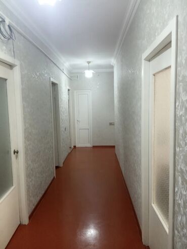 Köhnə tikili: Xaçmaz, 5 otaqlı, Köhnə tikili, 100 kv. m — 2