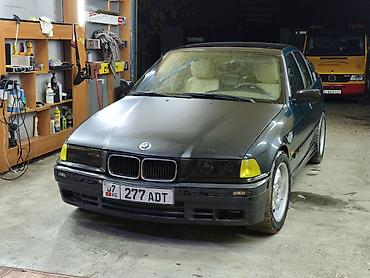 BMW 3 series: 1991 г., 2.5 л, Механика, Бензин, Седан