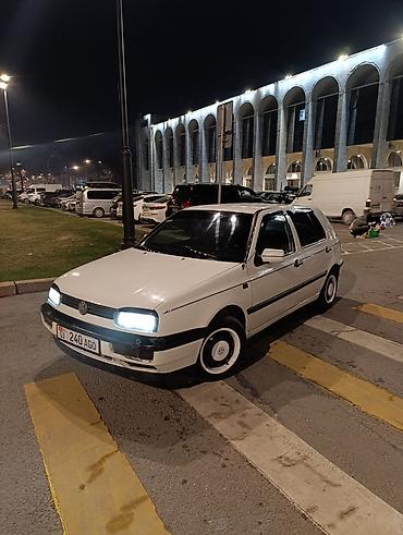 Volkswagen: Volkswagen Golf: 1993 г., 1.8 л, Механика, Бензин, Хэтчбэк — 16