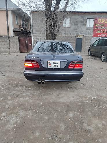 Mercedes-Benz: Mercedes-Benz E-Class: 2001 г., 4.3 л, Автомат, Бензин, Седан — 3