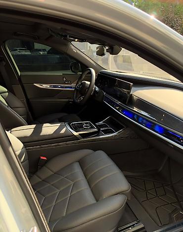 bmw x7: BMW 7 series: 2025 г., 3 л, Автомат, Бензин, Седан — 7