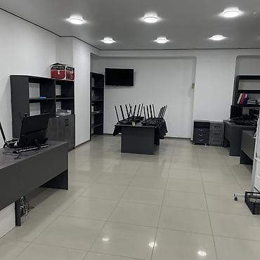 купить киоск: Продажа офисов 70 м², С ремонтом, Многоэтажное здание, 1 этаж — 5