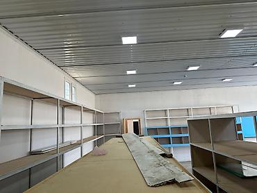 İcarəyə mağazalar: 🏢 200 kvm, yeni tikili mağaza 📍 Prospektdə 50 m məsafə, əsas yol — 10