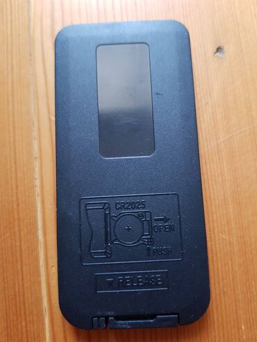 Другие аксессуары для салона: Пульты для авто. Автомагнитолы. Цены разные, пишите номер фото — 16