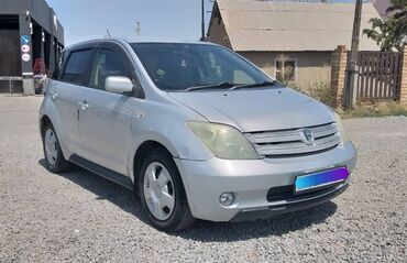 авто алфард: Toyota ist: 2002 г., 1.5 л, Автомат, Бензин, Хэтчбэк