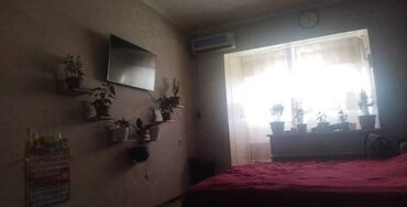 срочно продается квартира: 1 комната, 35 м², 105 серия, 9 этаж, Старый ремонт