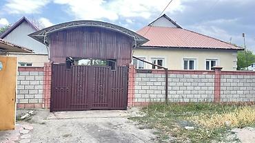 хранение вещей: Продается жилой дом с огороженной территорией и удобным въездом для — 1