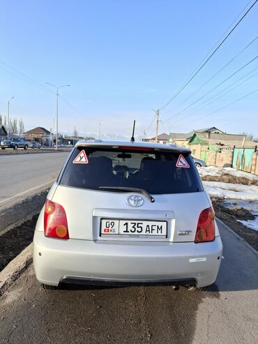 taeta ist: Toyota ist: 2003 г., 1.3 л, Автомат, Бензин, Хэтчбэк