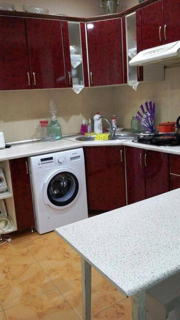 Köhnə tikili: Bakı, 9-cu mikrorayon, 4 otaqlı, Köhnə tikili, 110 kv. m — 10