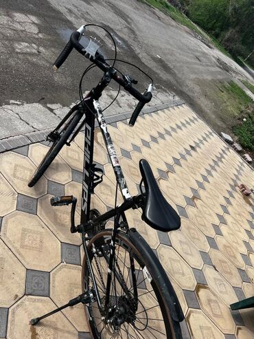 Шоссейные велосипеды: Шоссейный велосипед, Рама M (156 - 178 см), Б/у — 23