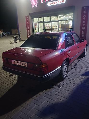 Продажа авто: Mercedes-Benz W124: 1986 г., Седан — 5