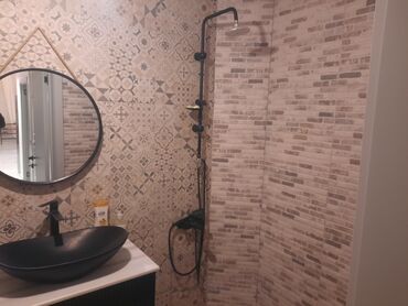 Bağ evlərinin kirayəsi: A-Frame üslublu bağ evi və həyət məkanı - Geniş, hasarlanmış həyət — 12