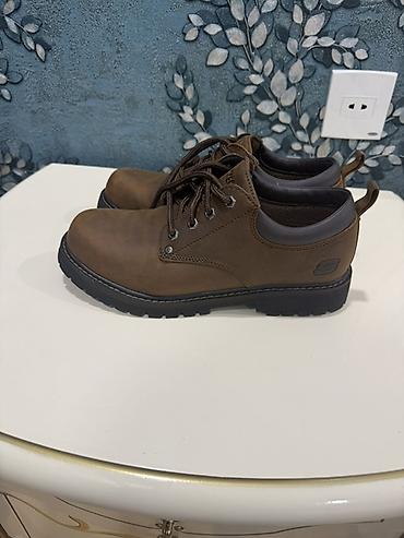 kisi kutkasi: Skechers kişilər üçün dəri ayaqqabı - Model: Skechers Leather Upper – — 9