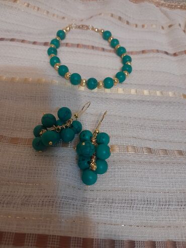 Zərgərlik dəstləri: Dəstə daxildir: Sırğa — 16