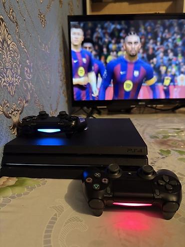 PS4 (Sony Playstation 4): Sony PlayStation 4 Pro oyun konsolu 15 eded bahali oyun + 2 Tam — 1