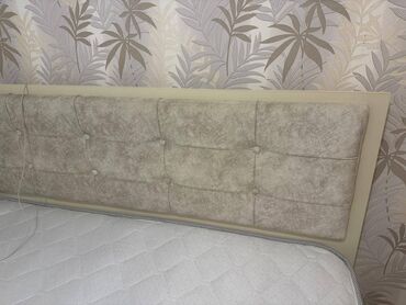 Yataq otağı dəstləri: İki nəfərlik çarpayı və döşək dəsti - Ölçü: təxmini 160x200 sm — 7