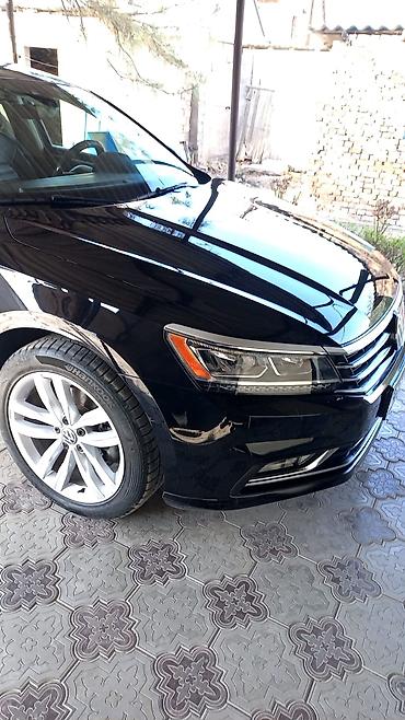 Volkswagen: Volkswagen Passat: 2018 г., 2 л, Автомат, Бензин, Седан — 1