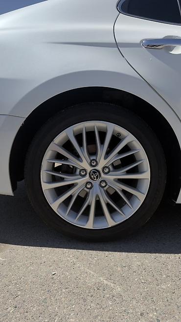 corolla 2004: Toyota Camry: 2019 г., 2.5 л, Автомат, Бензин, Седан — 7