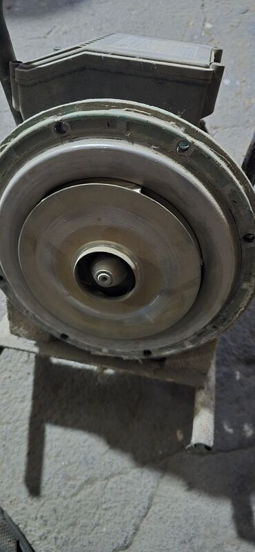 Промышленные насосы: Насосы на запчасти . Всё работают насосы кроме улитки. производитель — 4