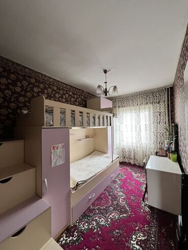 1 комнатная квартира аламидин 1: 80 м², 3 комнаты, Старый ремонт