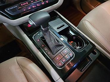 решотки: Kia Carnival: 2016 г., 2.2 л, Автомат, Дизель, Минивэн — 6